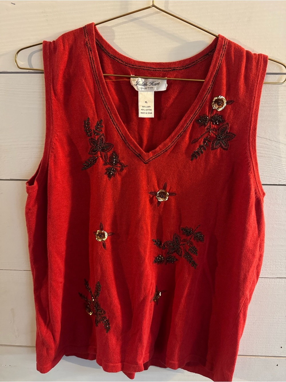Judith Hart Red Beaded V-Neck Sleeveless Tank Top